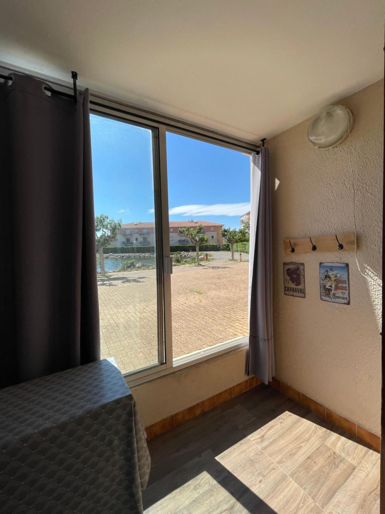 Parenthese Au Bord De L'Eau Appartement Port-la-Nouvelle Buitenkant foto